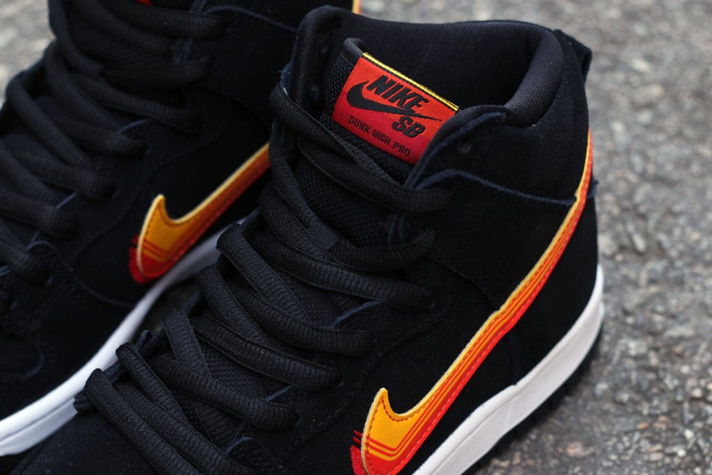 Nike SB black dunk High