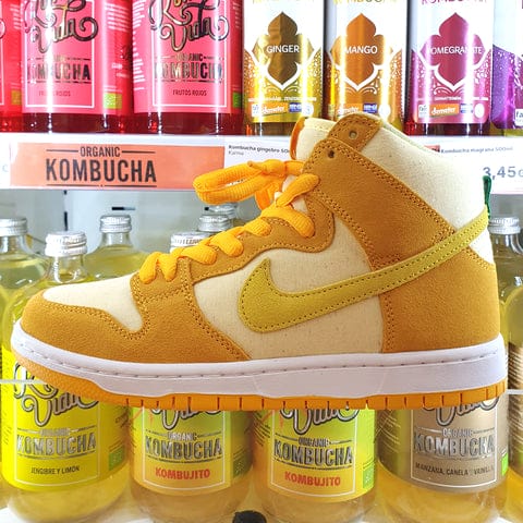 Nike SB Dunk Pinnaple