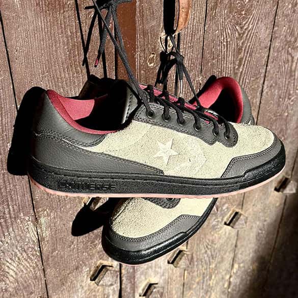 converse cons skateboarding